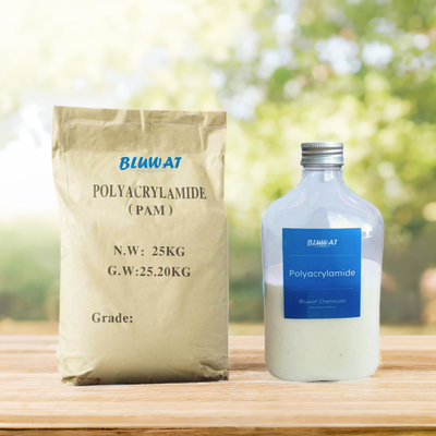 Polyelectrolyte van polyacrylamidechemische producten Flocculant voor Superieure Waterzuiveringsinstallatie