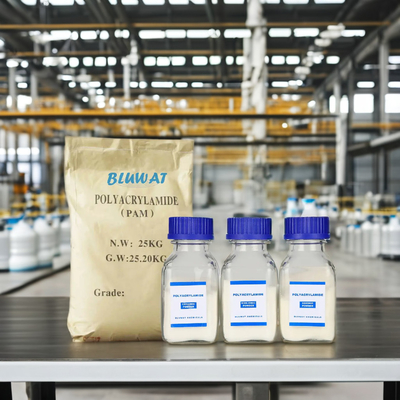 Afvalwaterzuivering in Zuidoost-Azië Blufloc Polyacrylamide Poeder APAM/CPAM Flocculant voor Palmolie-, Textiel- en Suikerindustrie